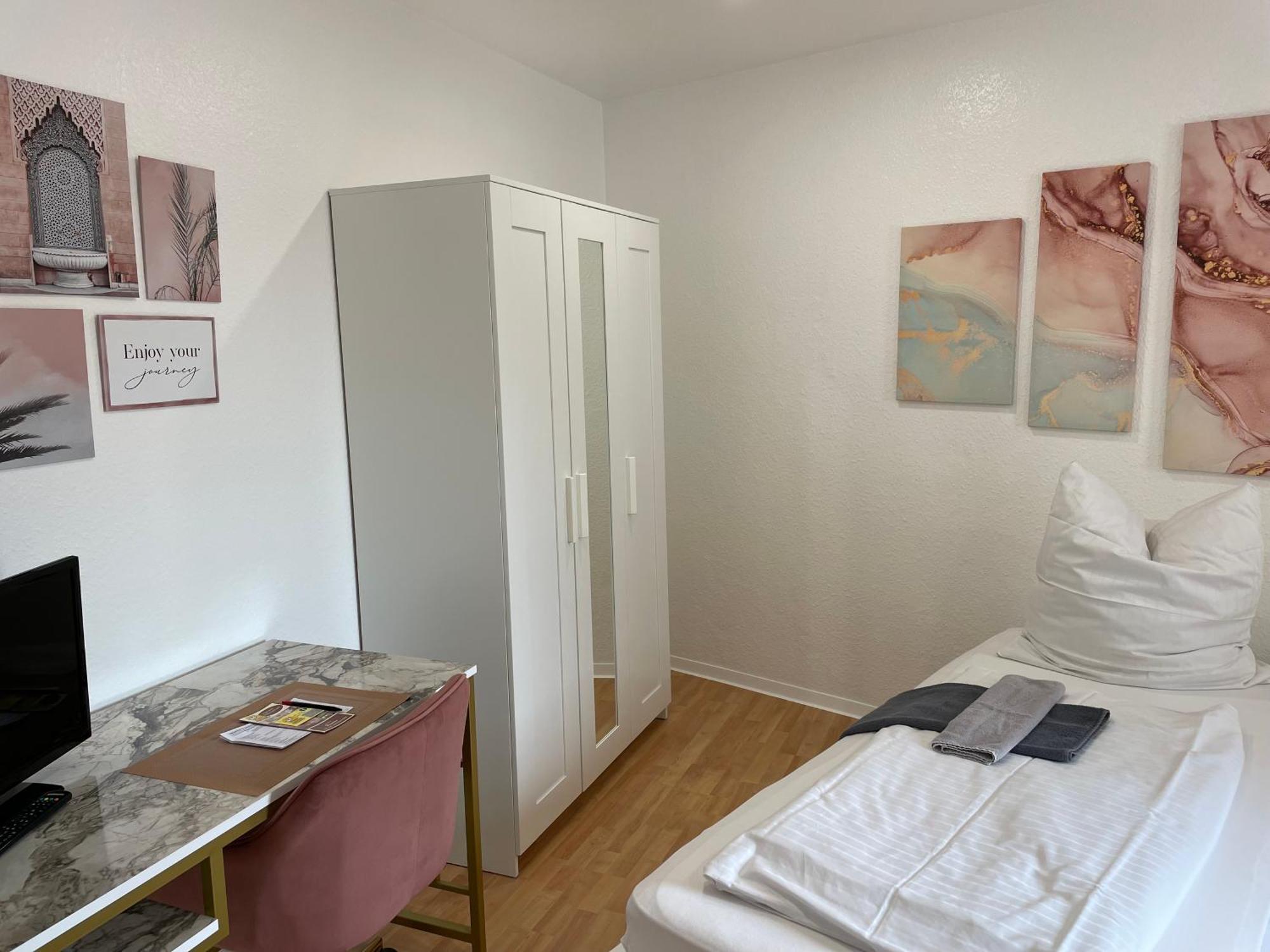 Pension An Der Hessenhalle Gießen المظهر الخارجي الصورة